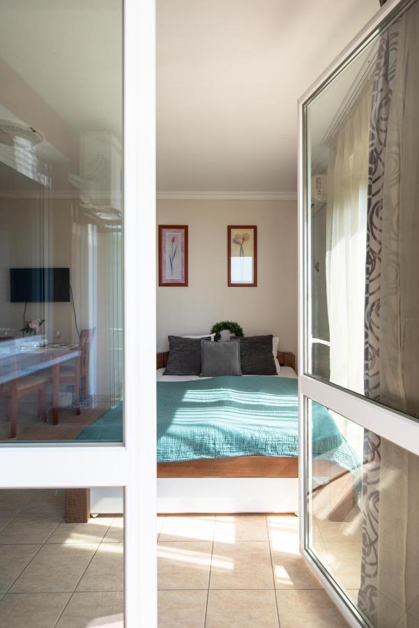 Lakeside Family Apartment Шиофок Экстерьер фото