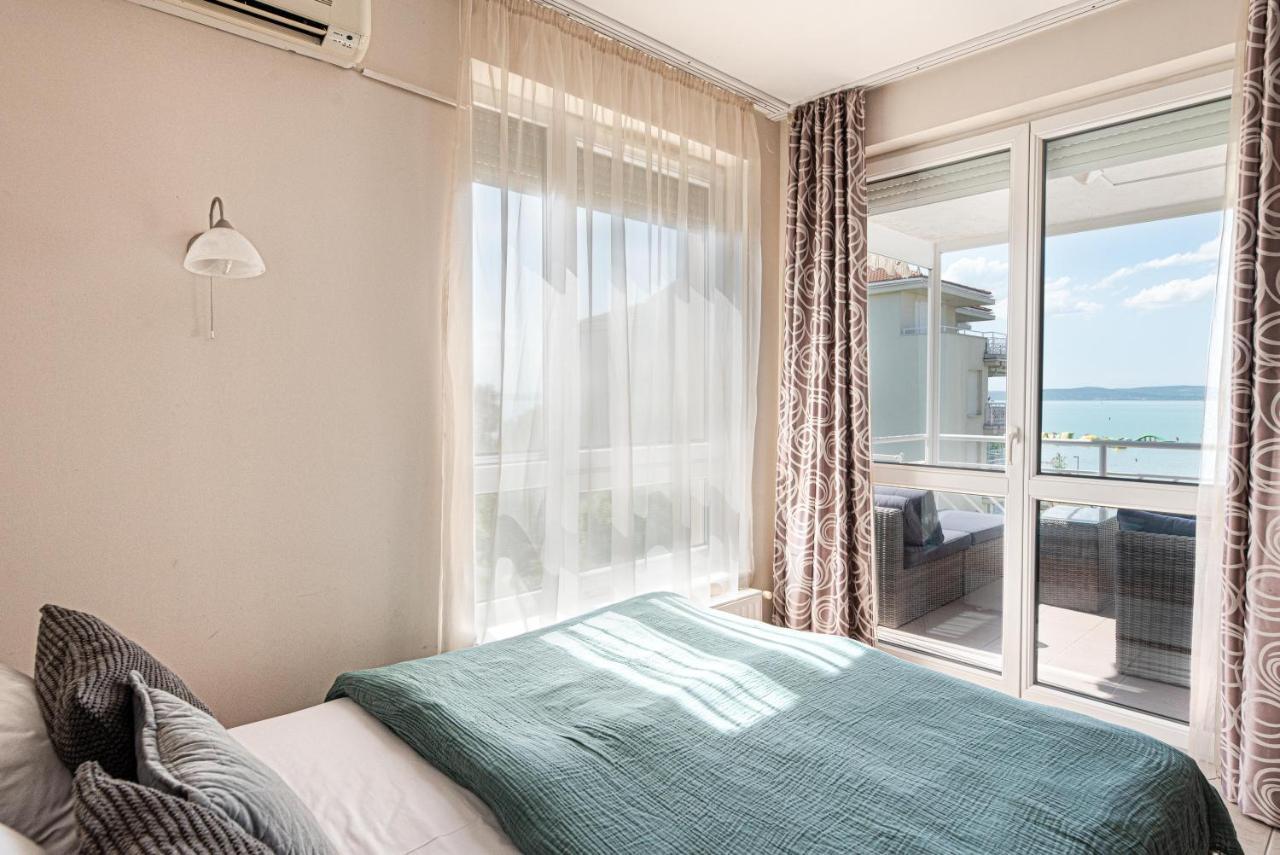 Lakeside Family Apartment Шиофок Экстерьер фото