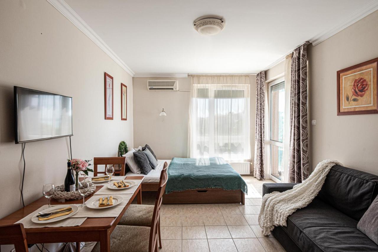Lakeside Family Apartment Шиофок Экстерьер фото